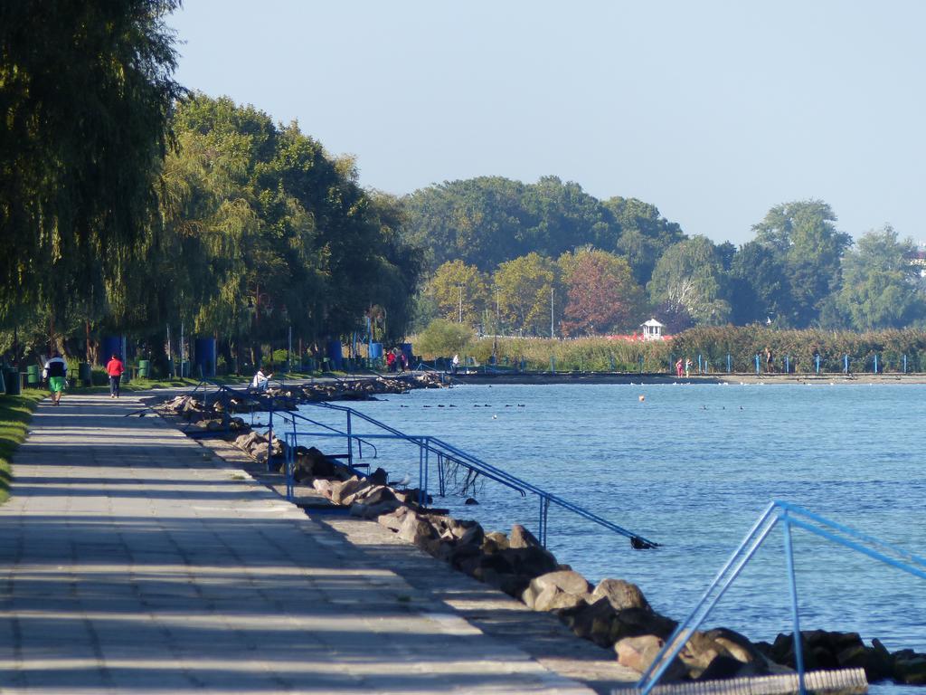 Toscana Lakeside Apartments I - II Family Friend Siófok Eksteriør billede